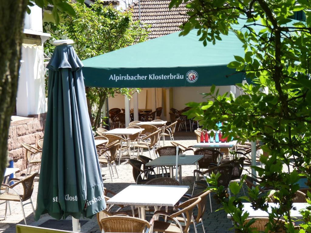 Hotel Muehleinsel Кенцинген Экстерьер фото